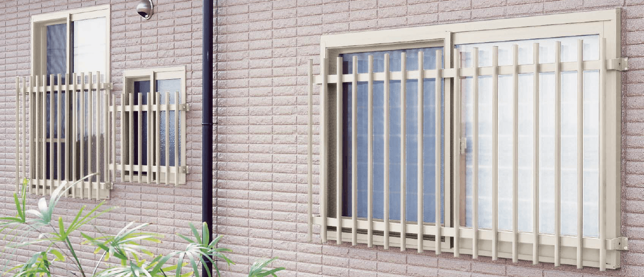 YKK APの「たて面格子LA(壁付・枠付タイプ)【2023年3月版】」