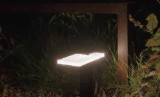 YKK APの「VIEW UP スパイクプレートフロアライト【2023年版】」のサブ画像2