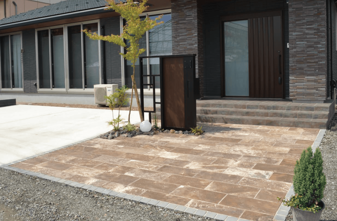 エスビックの「ラザリー【2024年版】」