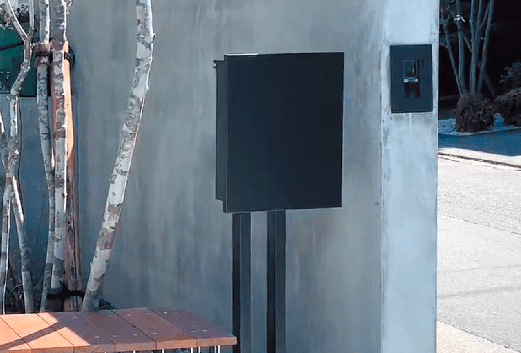 オンリーワンクラブの「埋め込み型インターホンカバー」のサブ画像1