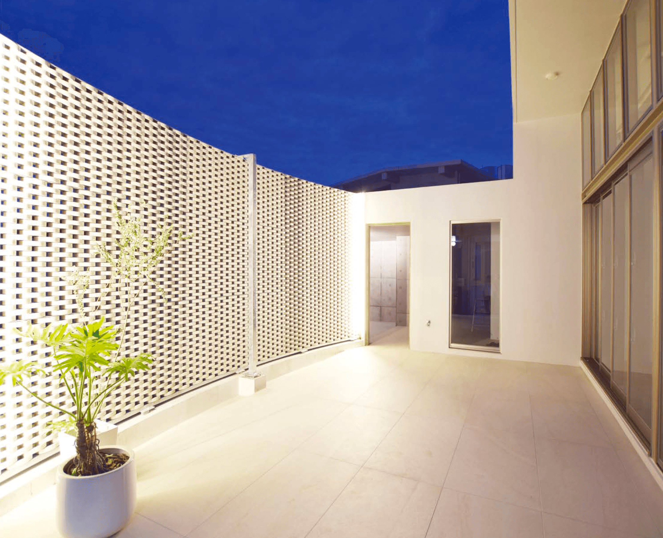 オンリーワンクラブの「セラミックスクリーン」