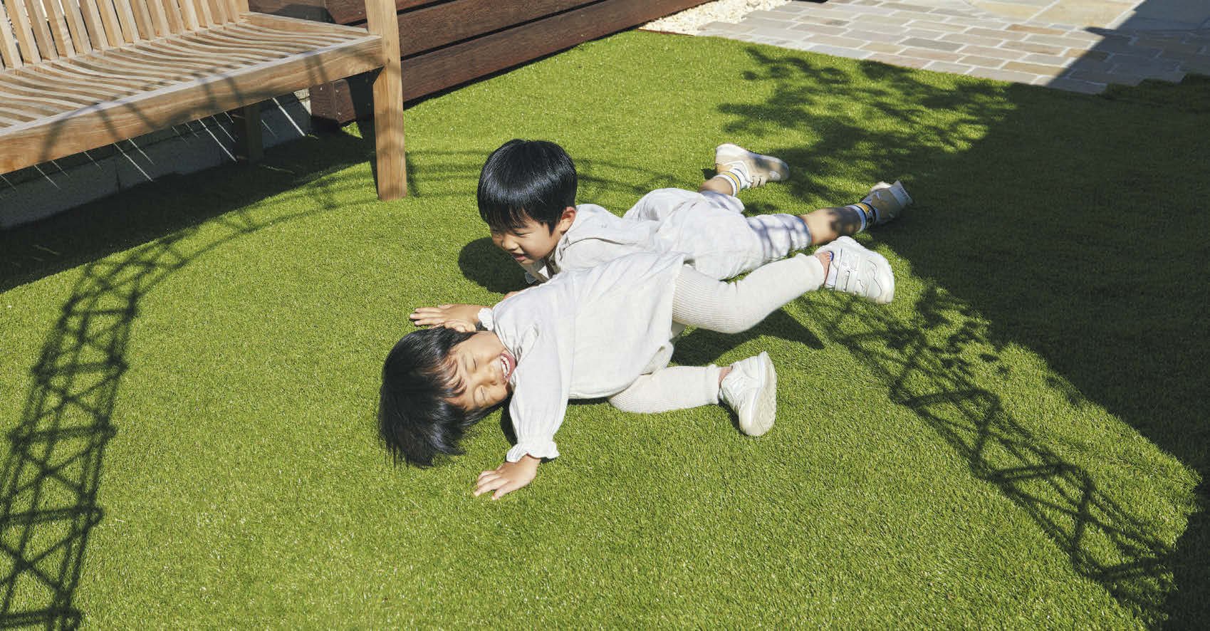 オンリーワンクラブの「リアルグラス人工芝 SG スリット」