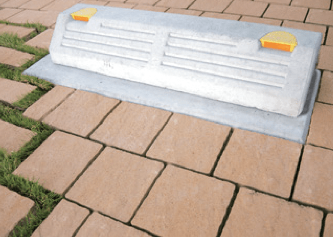 マチダコーポレーションの「タイヤストッパー」