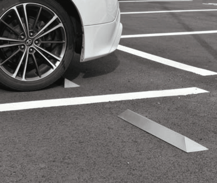 セキスイデザインワークスの「パブロ サンカク ロウ」