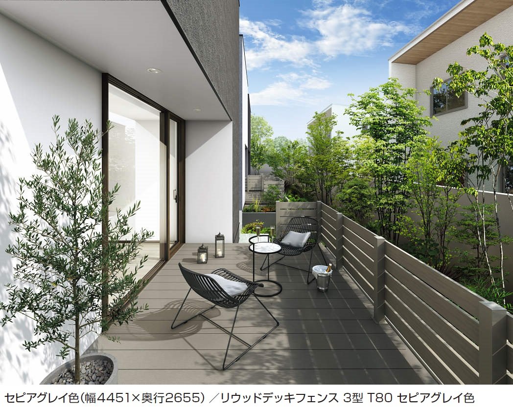 YKK APの「リウッドデッキ 200」