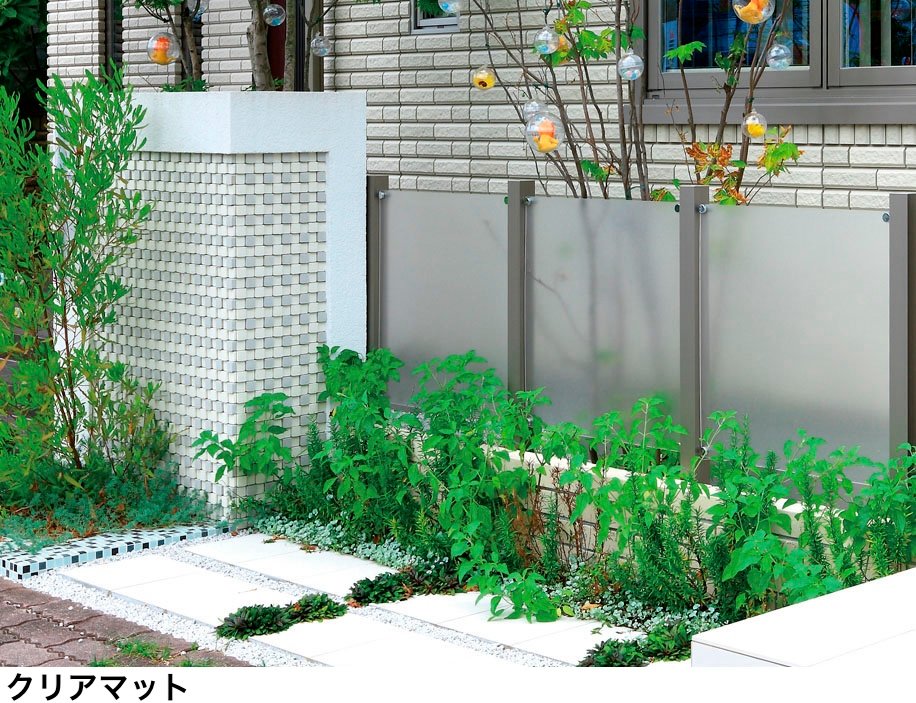 LIXILの「プラスG Gスクリーン ポリカパネル」