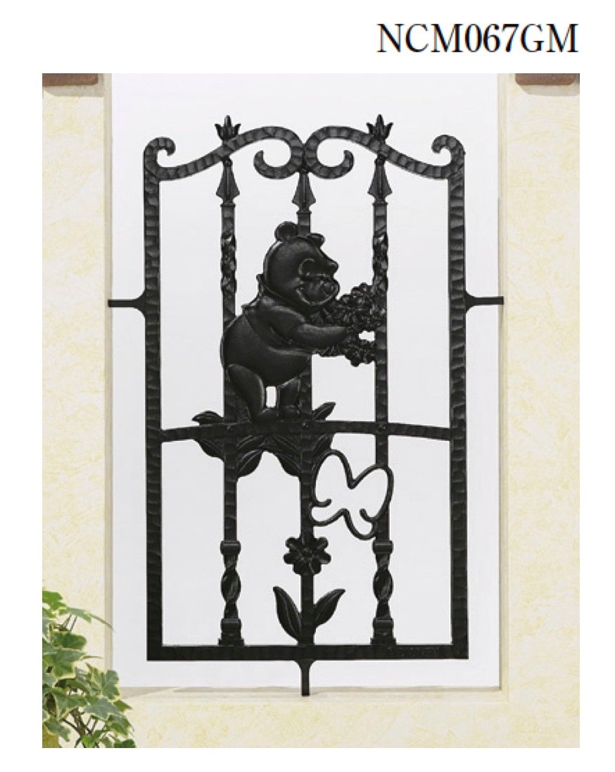 LIXILの「ディズニー スリムフェンス プーさんA型」