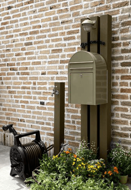 セキスイデザインワークスの「立水栓 ファンクションタップ」