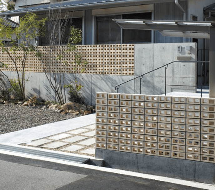 オンリーワンクラブの「空胴レンガ【2023年版】」