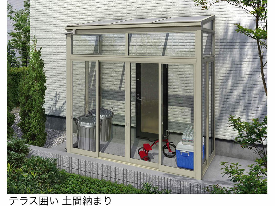 YKK APの「ソラリア テラス囲い スタンダードタイプ 土間納まり」