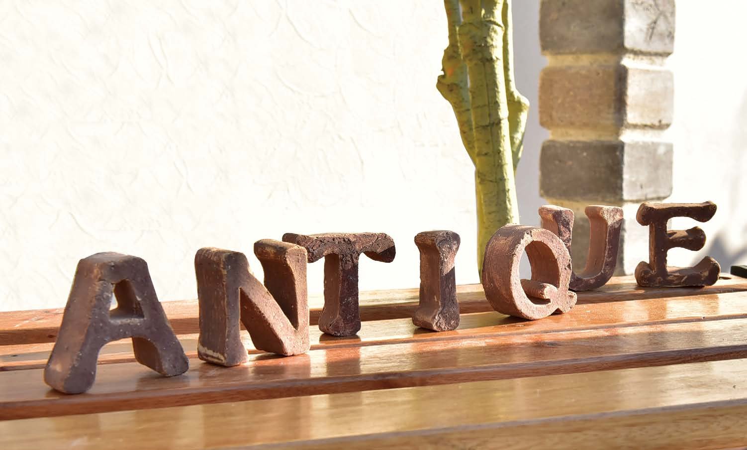 オンリーワンクラブの「ブリックスネーム ソリッドスタイル」