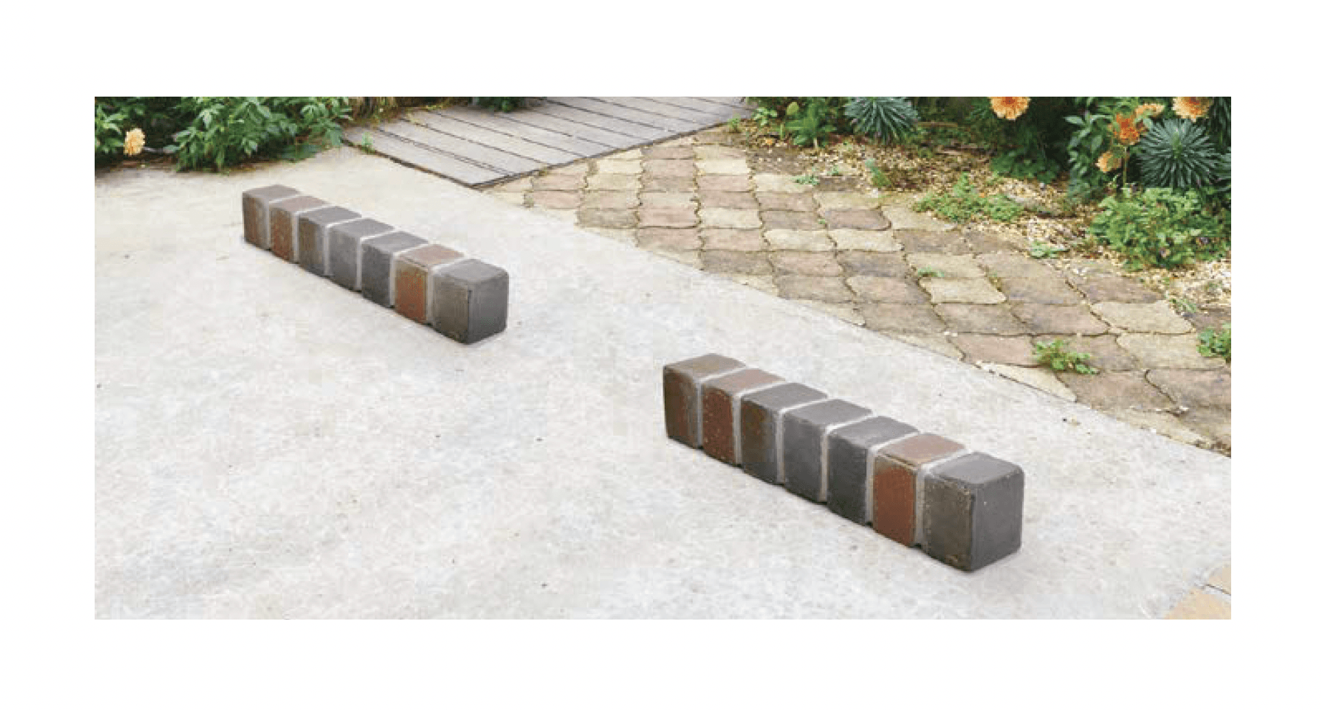 オンリーワンクラブの「アンティークブリックス カーストッパー」のサブ画像1