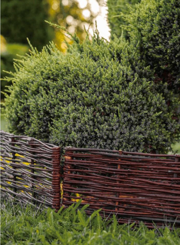 セキスイデザインワークスの「柳のローフェンス」