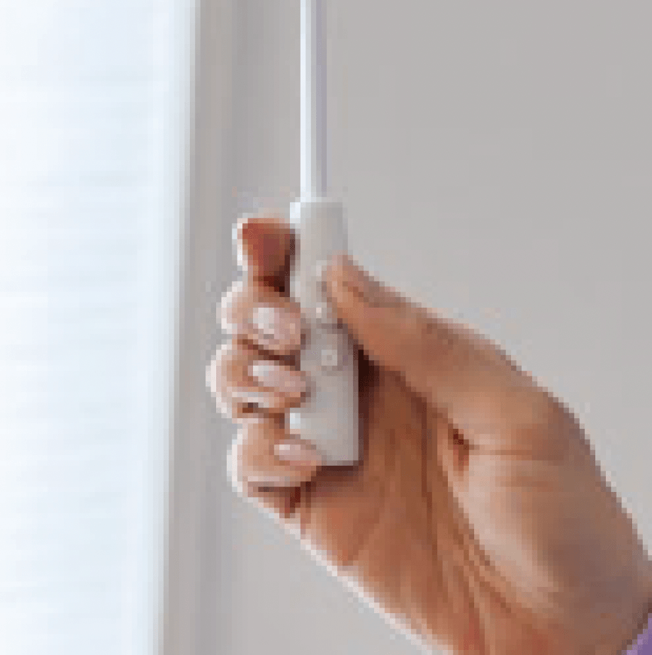 Bullsの「ハニカム・サーモスクリーン eタッチウィンドウ ポールスイッチタイプ」のサブ画像1