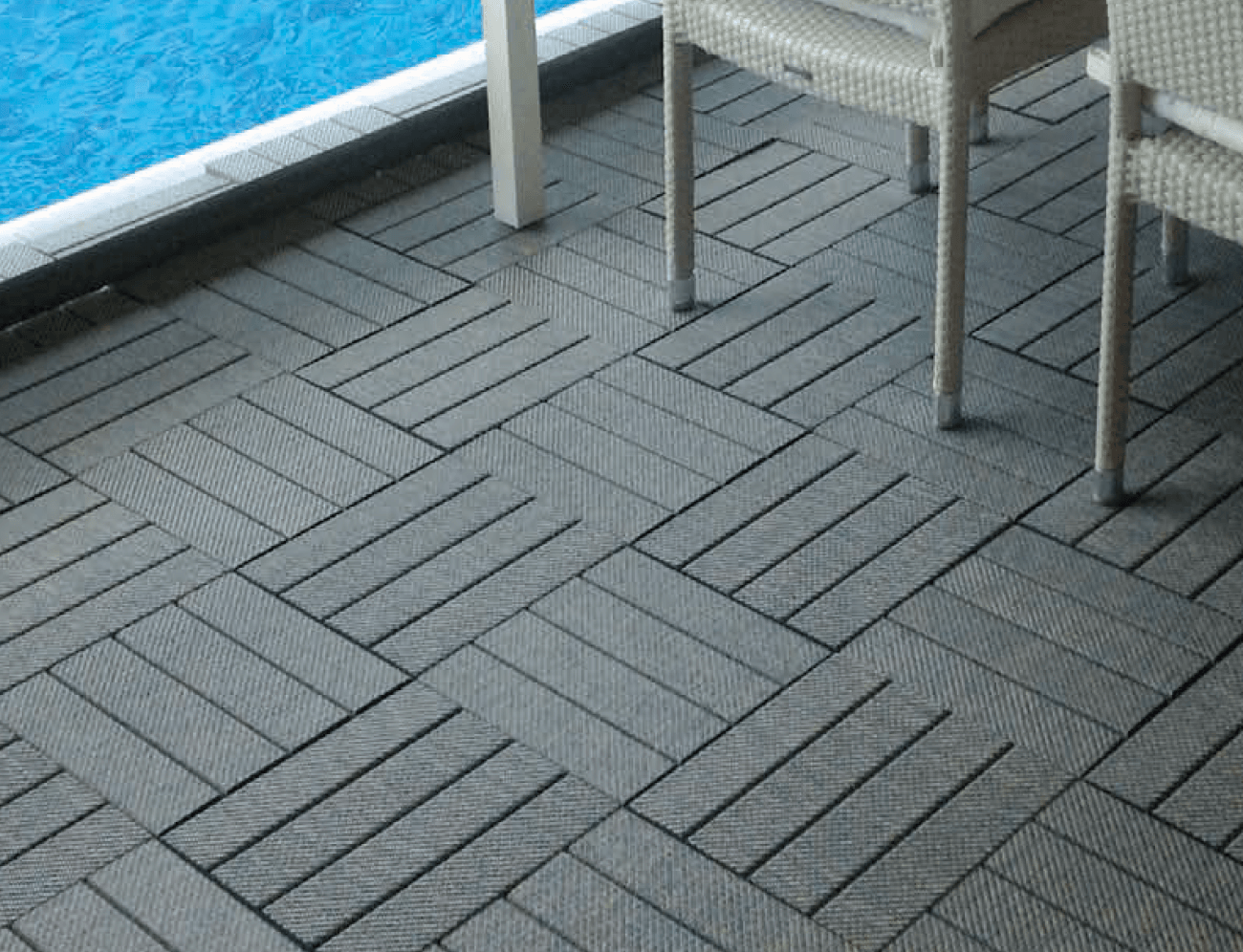 セキスイデザインワークスの「ジョイントタイル オルトゥス デッキタイル【2024年版】」