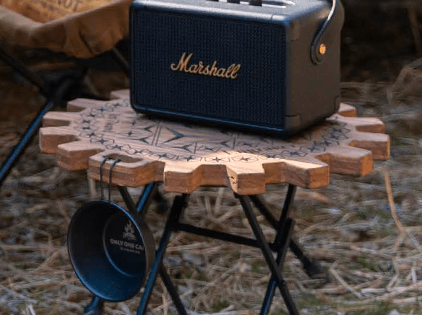 オンリーワンクラブの「サイドテーブル」