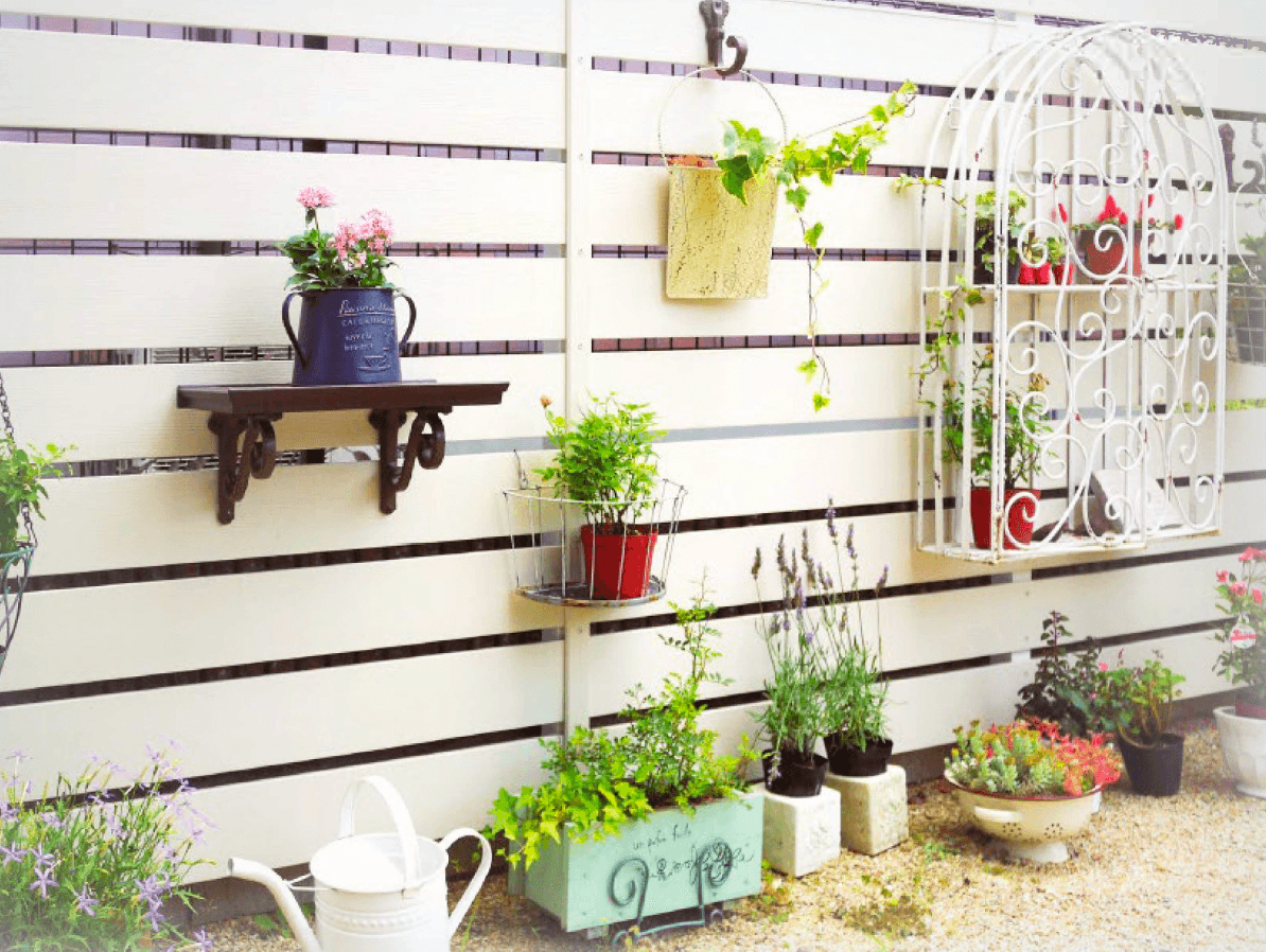 ディーズガーデンの「アルファウッド 横張りタイプ【2024年版】」