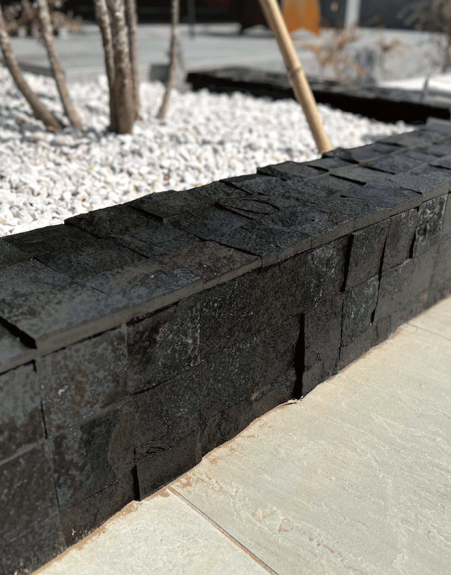 メイクランドの「アイアンブラックストーン」