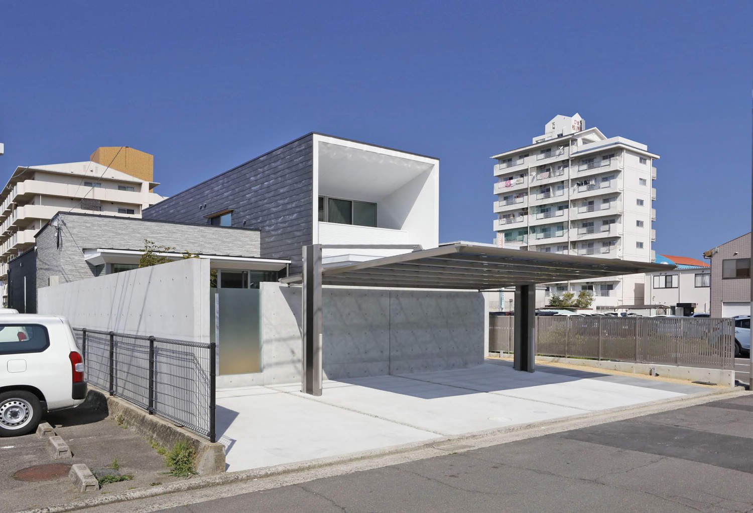 四国化成 undefined