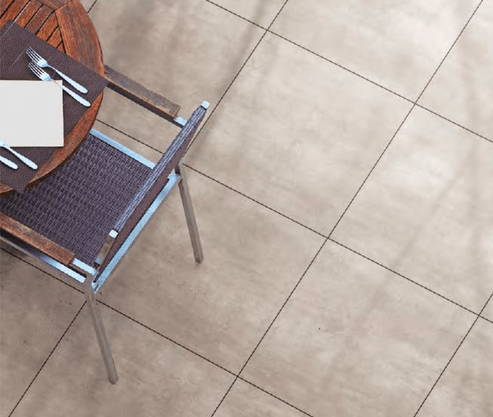 久保田セメント工業の「グレラーンタイル」