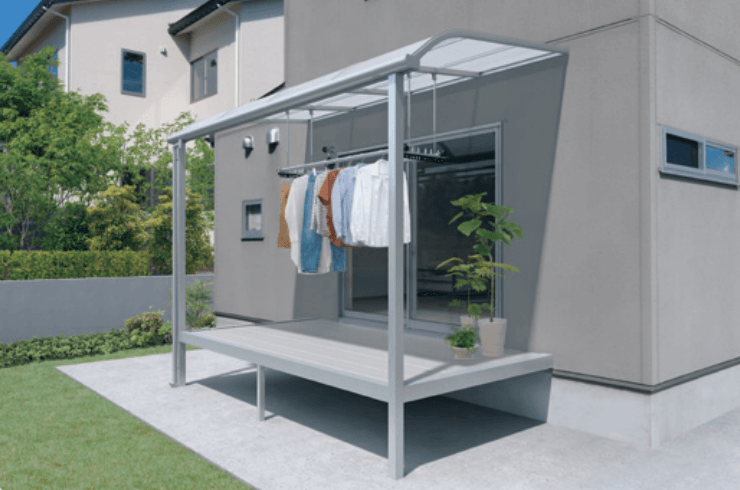 三協アルミの「レボリューZ屋根(オルネ ステージタイプ(縁台)用 1500タイプ 標準納まり)【2023年版】」