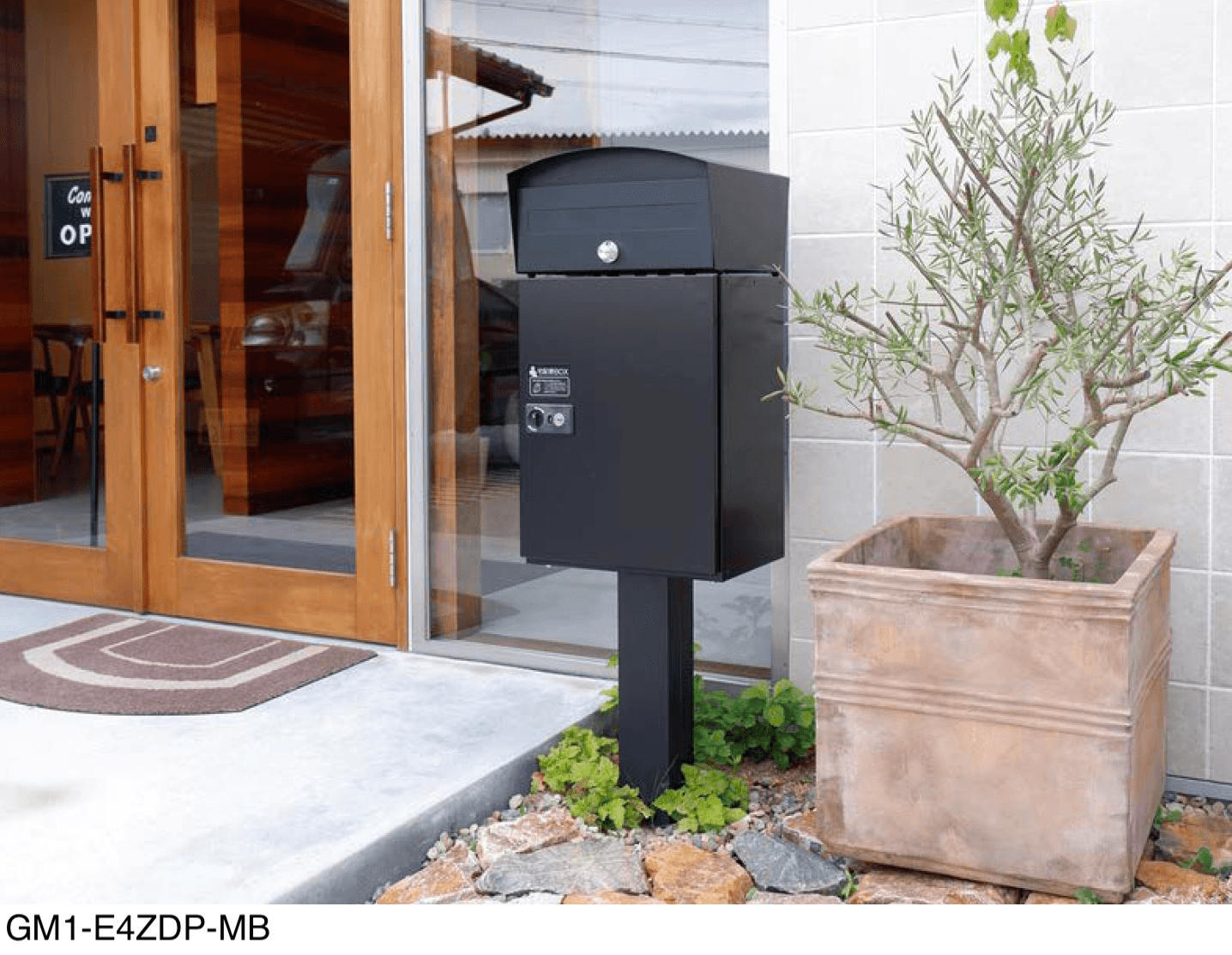 オンリーワンクラブの「マカロン+デポ」