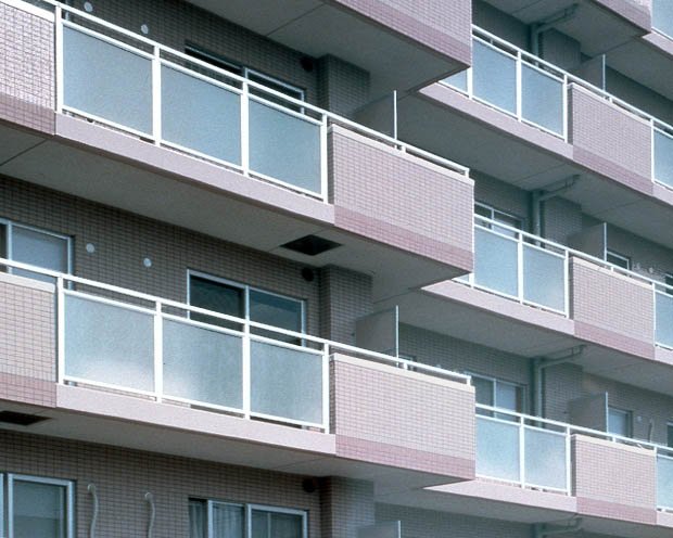 LIXILの「ベランダ手すりⅡ」