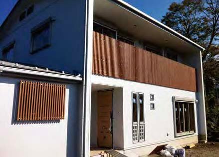 MINOの「笠木付彩木スクリーン手摺MBタイプ AKMB」