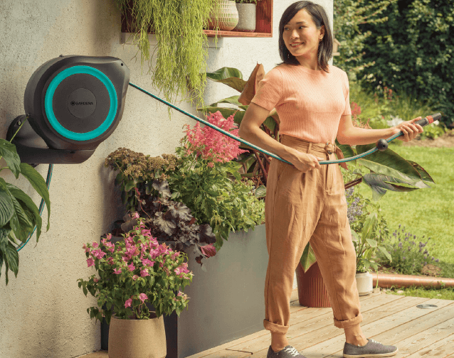 タカショーの「ホースボックス/首振式スプリンクラー/ホーストロリー【2024年版】」のサブ画像1