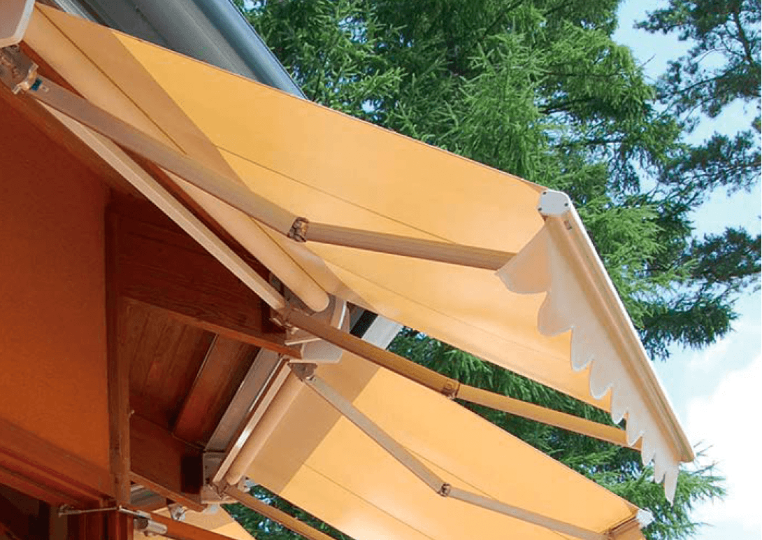 タカショーの「サングランドオーニング」