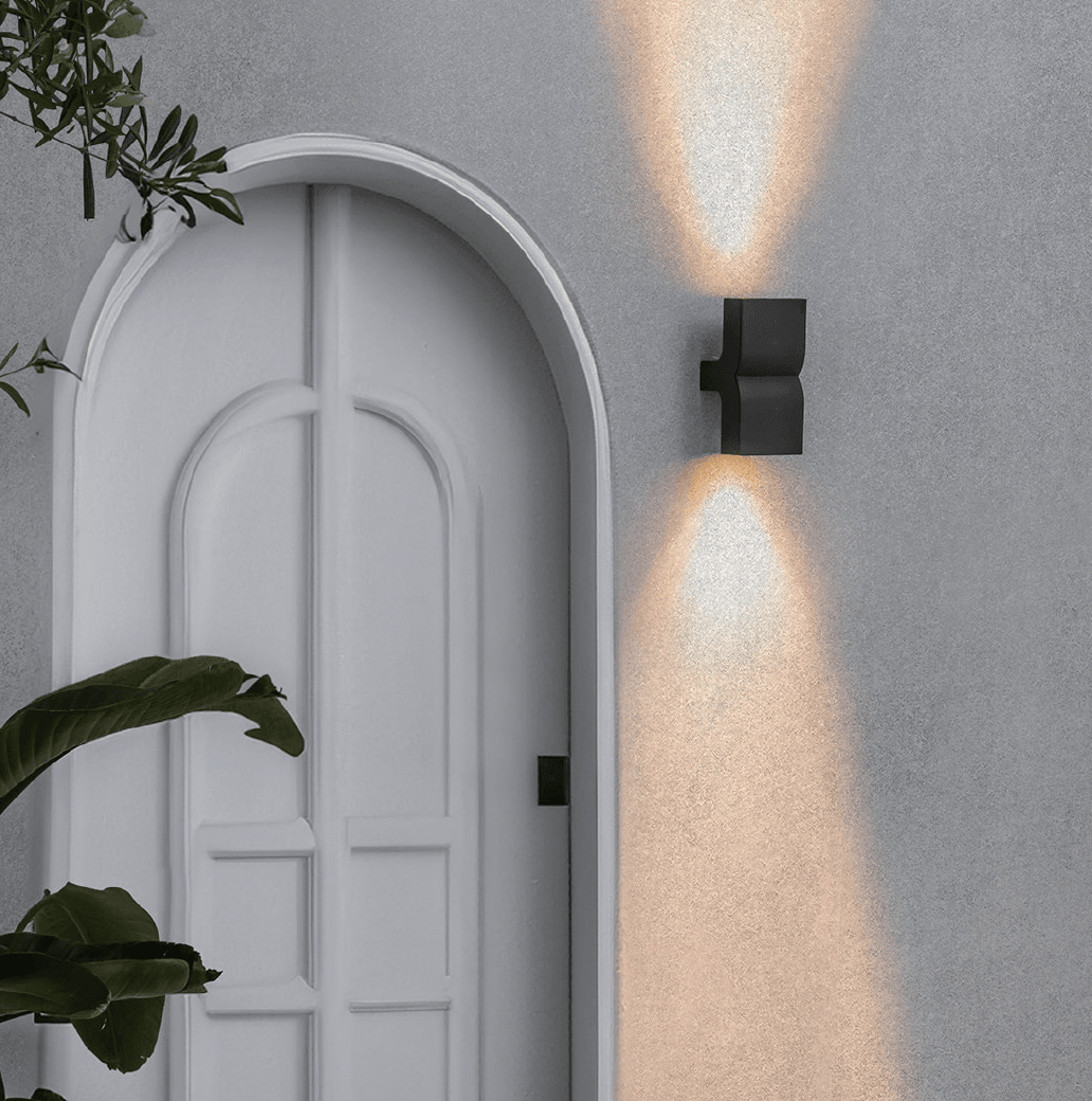 ギャザーの「ファロ バルセロナ ウォールライト クランプ」