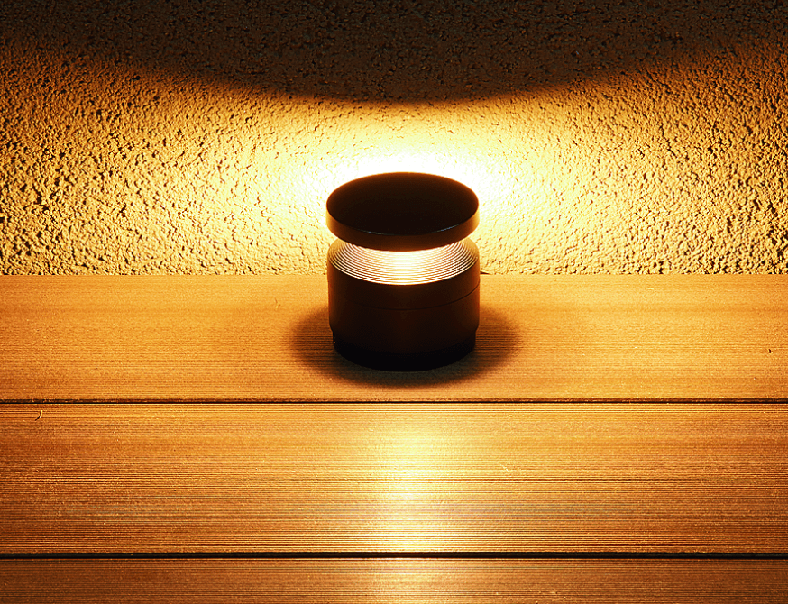 LIXILの「ガーデンライト LGQ-17型」