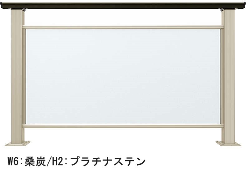 YKK APの「ルシアス デッキフェンス B04型 ポリカパネルタイプ」のサブ画像4