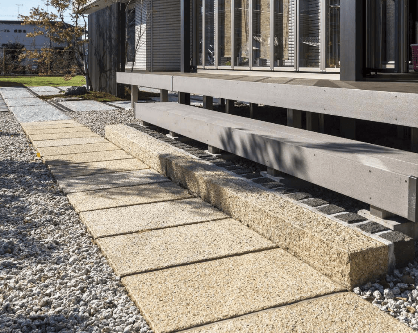 オンリーワンクラブの「ベトナムフラッグストーン」