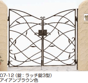 YKK APの「トラディシオン 門扉10型【2023年版】」のサブ画像1
