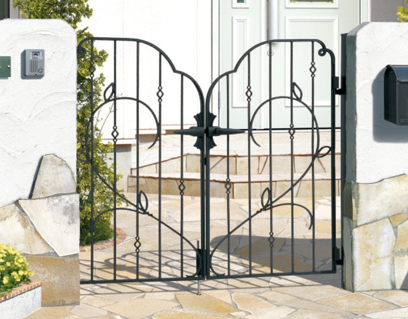 三協アルミの「プロヴァンス8型【2022年版】」