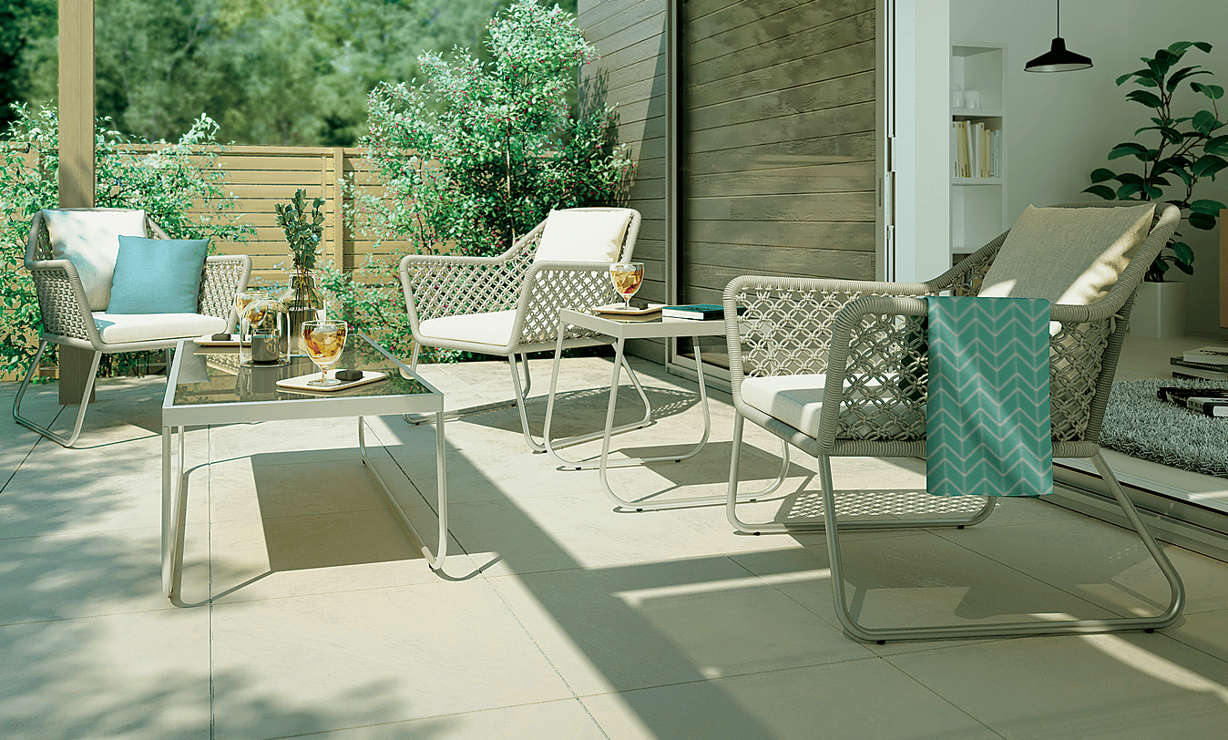 LIXILの「ガーデンファニチャー TYPE 007【2023年版】」