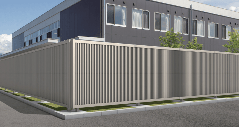 三協アルミの「フレランドN2型 たて目隠しタイプ フリー支柱タイプ 【2022年版】」のサブ画像1