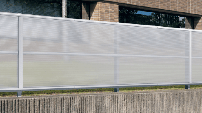 三協アルミの「採光フェンスMY型 採光タイプ 【2022年版】」のサブ画像3