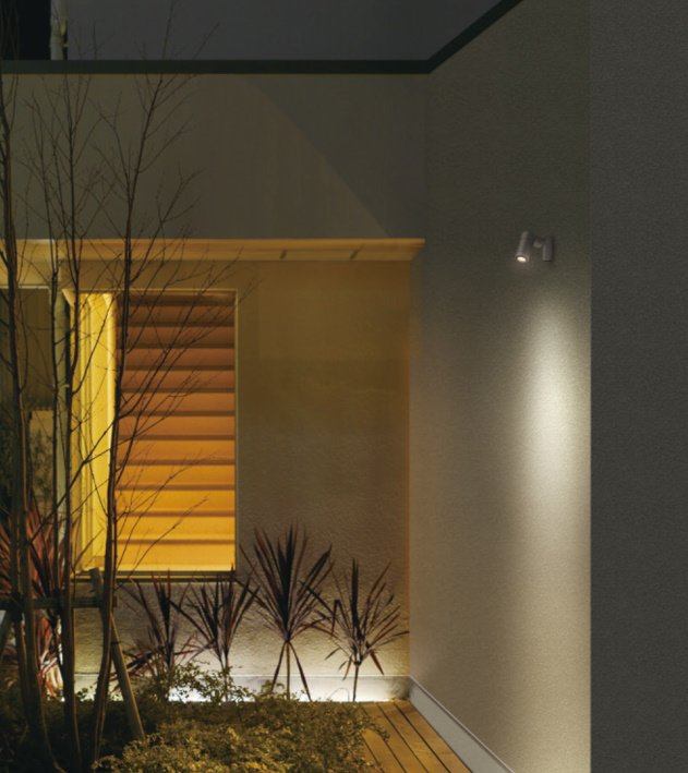 三協アルミの「ワンダーライト スポットライト【2022年版】」