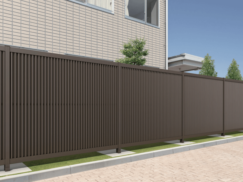 三協アルミの「フレランドN2型 たて目隠しタイプ 間仕切り支柱タイプ 【2022年版】」