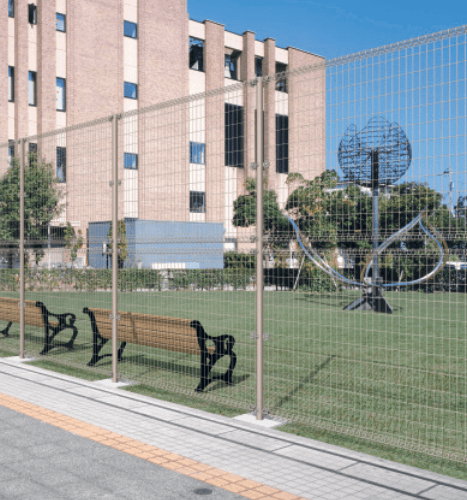 三協アルミの「ユメッシュR型フェンス 高尺タイプ 【2022年版】」のサブ画像1