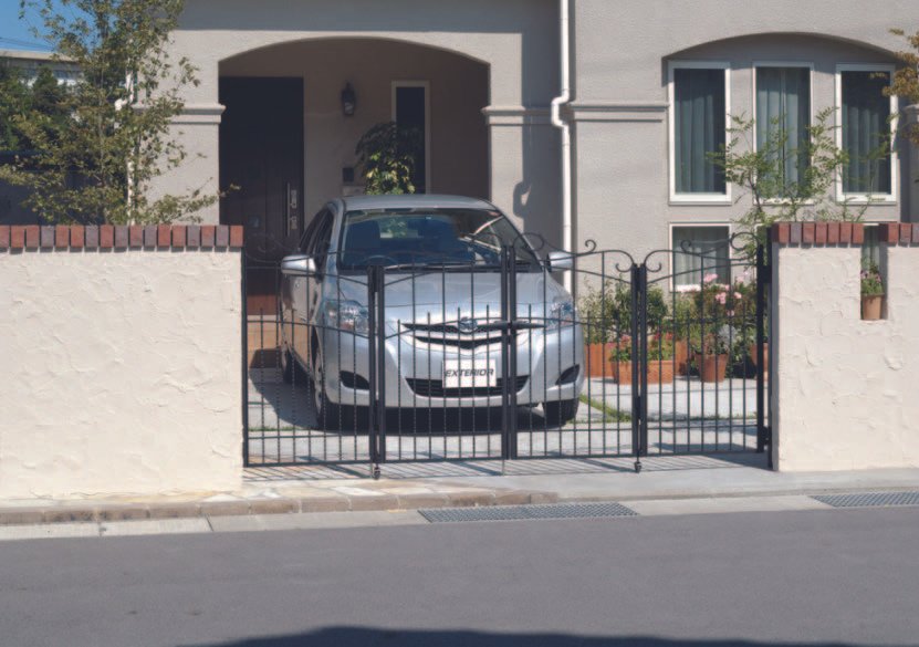 三協アルミの「折り扉一覧 プロヴァンス1型【2022年版】」