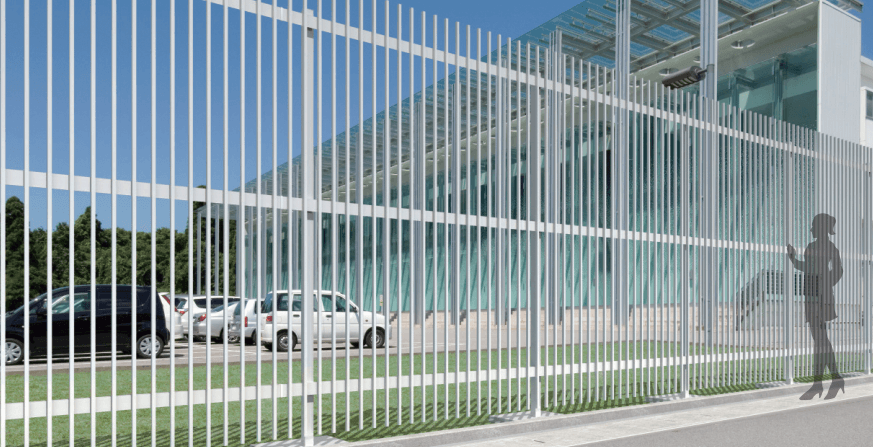 三協アルミの「フレラインN1型 ハイタイプ 格子タイプ 【2022年版】」