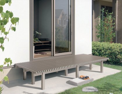 三協アルミの「濡縁 アルミタイプ【2023年版】」