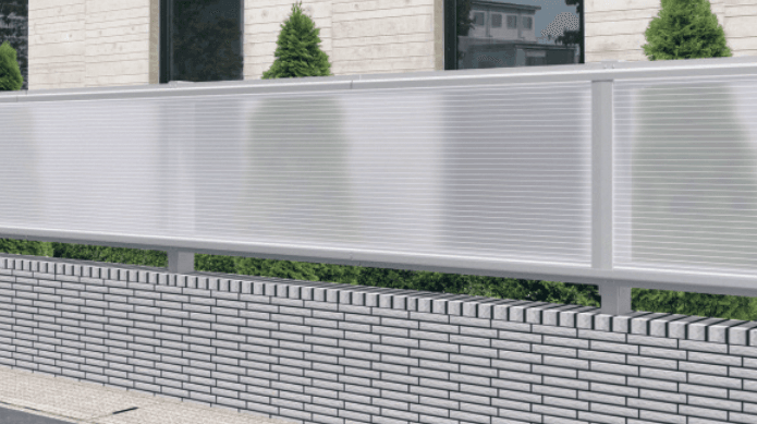 三協アルミの「採光フェンスMY型 採光タイプ 【2022年版】」のサブ画像4