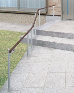 三協アルミの「エトランポU2型フリー支柱タイプ/フロント笠木納まり【2022年版】」のサブ画像1