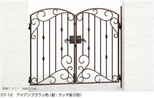 YKK APの「シャローネ 門扉 EC01型 唐草」