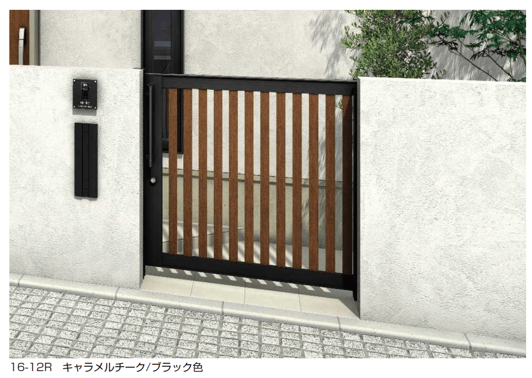 YKK APの「ルシアス スライド S03型 たて太格子」