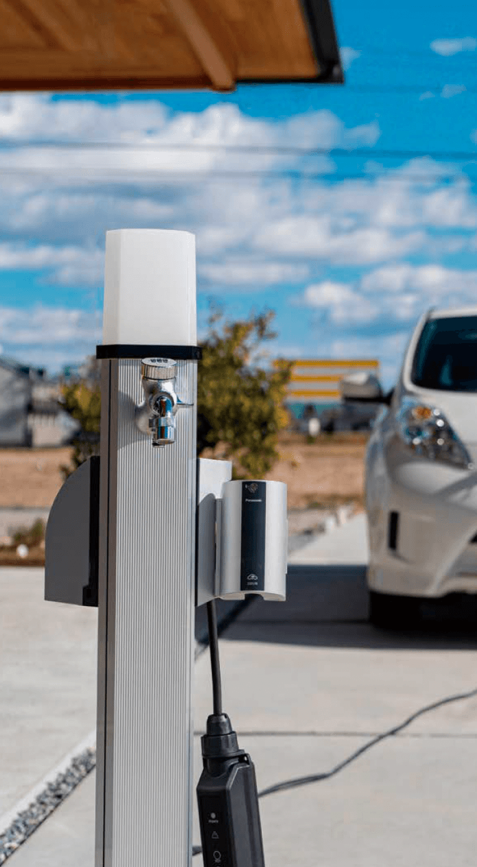 オンリーワンクラブの「ガーデンポール プリズムⅡ」